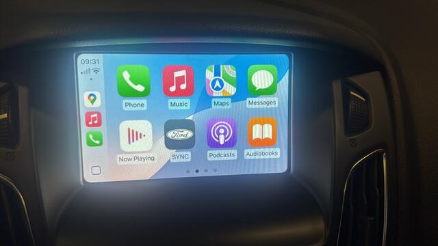 Ford FOCUS 1.0 ST Titanium CLIMA NAVI N TURBO CARPLAY APK 10-2026