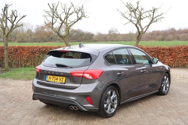Ford FOCUS 1.0 EcoBoost ST Line Business