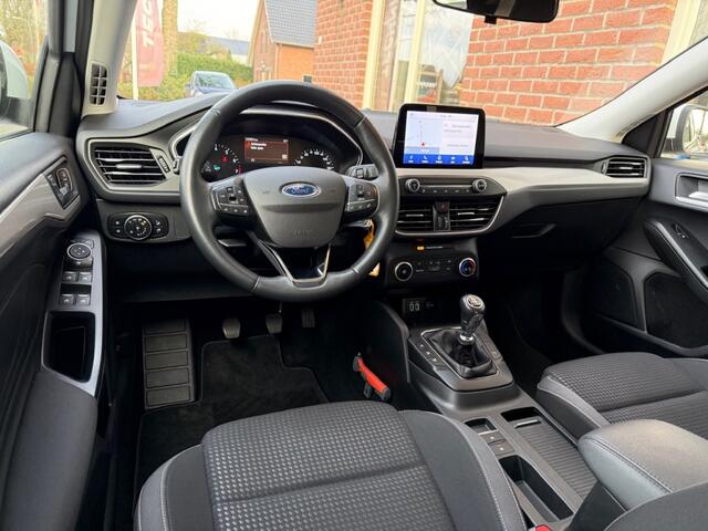 Ford FOCUS 1.0 EcoB. Tr Ed. bns TREKHAAK / CARPLAY / ANDROID / DAB+ / NAVI