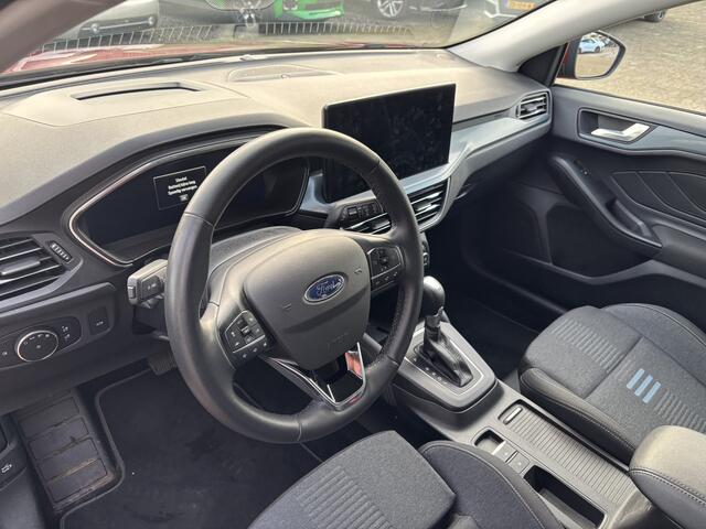 Ford FOCUS Wagon 1.0 EcoBoost Hybrid Active X Automaat Trekhaak / All-Seasons / Hogere instap