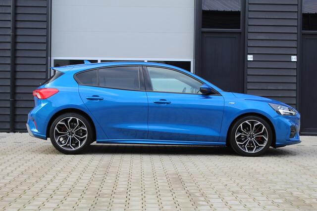 Ford FOCUS 1.0 126Pk EcoBoost ST Line Business | Stoelverwarming