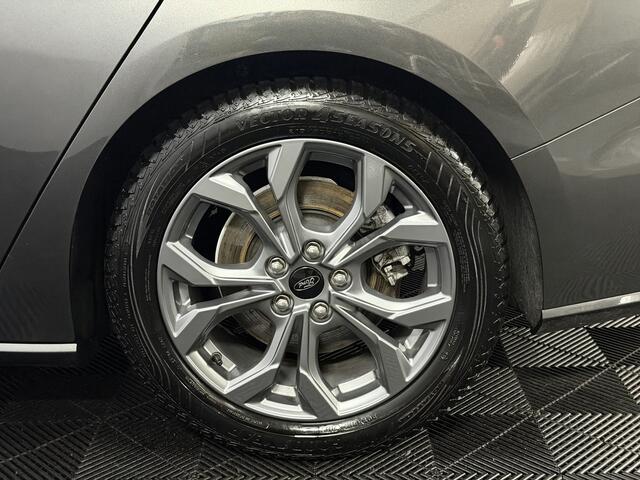 Ford FOCUS 1.0 EcoBoost Hybrid ST Line 155PK Clima, Camera, Navi, Winterpakket, Cruise control, Virtual desk, Keyless start, A start stop