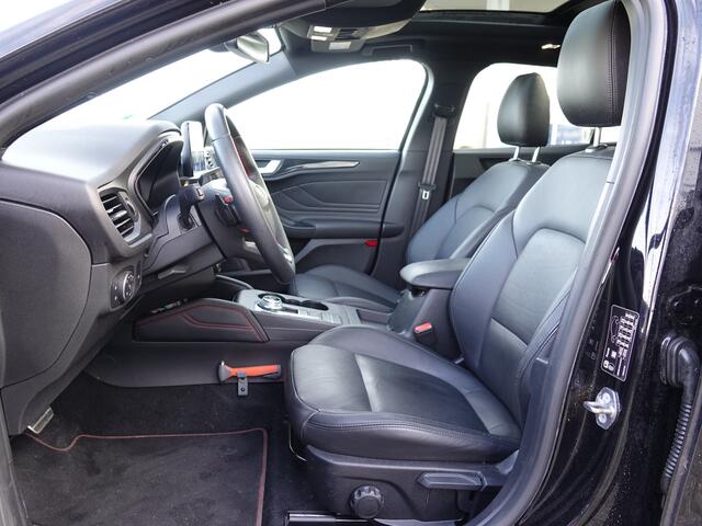 Ford FOCUS Wagon 1.5 EcoBoost ST Line 150PK AUTOM. PANO | VOL LEER | TREKH. | HUD | WINTERPACK