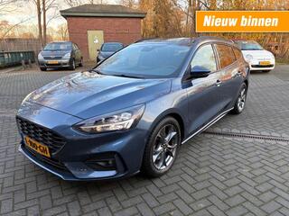 ford-focus-1.0-ecob.-st-line!-trekh