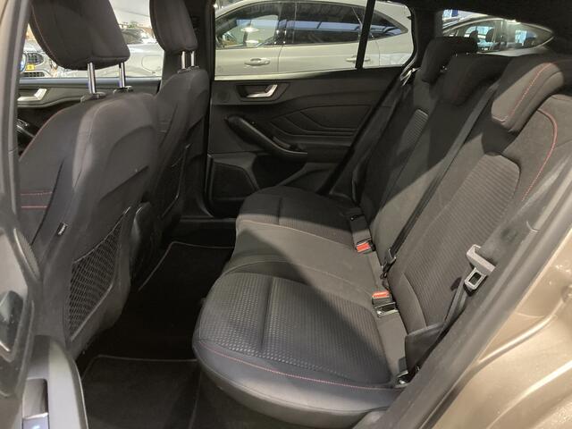 Ford FOCUS Wagon EcoBoost 125pk ST Line Business | Winter Pack | Camera | Adapt. Cruise | B&O | 18'' velgen | Keyless | LED |