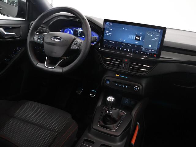 Ford FOCUS 1.0 EcoBoost Hybrid ST Line X | Trekhaak Afneembaar | Panoramadak | Winterpakket | Matrix Led | Cruise Control Adpatief |