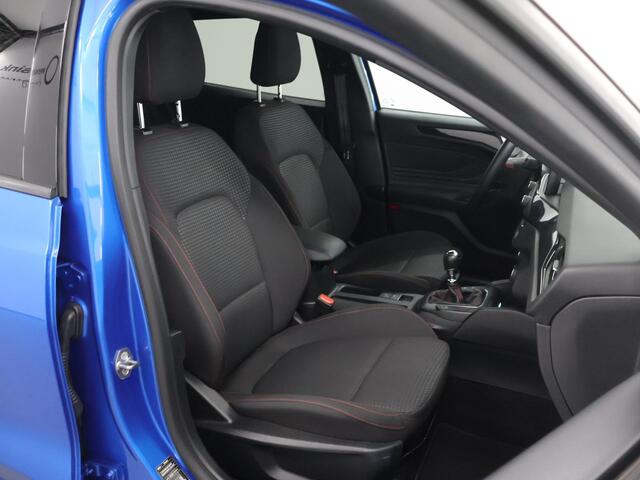 Ford FOCUS Wagon 1.0 EcoBoost Hybrid ST Line Business | AGR Stoel | Parkeercamera | Navigatie | Climate Control | Cruise Control |