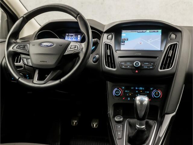 Ford FOCUS Wagon 1.5 ST-Line Titanium 150Pk (NAVIGATIE, CLIMATE, GETINT GLAS, TREKHAAK, STUUR/STOELVERWARMING, SPORTSTOELEN, CRUISE, LM VELGEN, NIEUWSTAAT)
