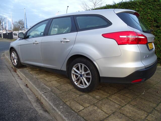 Ford FOCUS 1.0 LEASE EDITION 125 pk-Carplay-Navi-Cruise-Media-Blth-Pdc