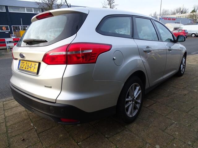 Ford FOCUS 1.0 LEASE EDITION 125 pk-Carplay-Navi-Cruise-Media-Blth-Pdc