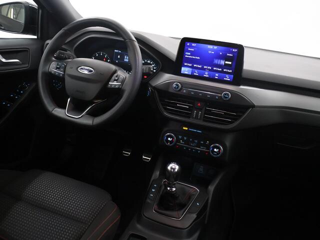 Ford FOCUS 1.0 EcoBoost Hybrid ST Line Style | Navigatie | Winterpakket | Parkeercamera | Stoelverwarming | Climate Control |