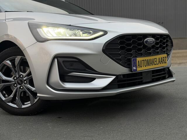 Ford FOCUS 1.0 EcoBoost Hybrid ST Line | Moondust Silver
