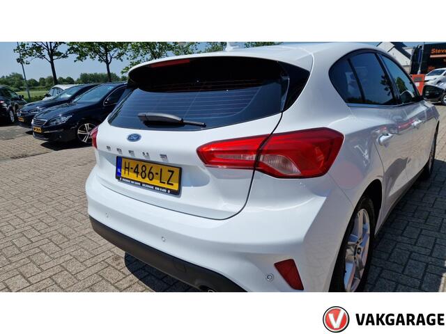 Ford FOCUS 1.0 EcoB. Tr Ed. bns