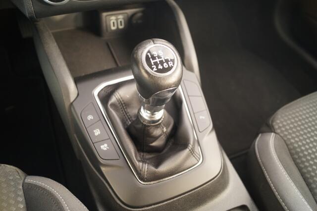 Ford FOCUS Wagon 1.0 EcoBoost Trend Edition Business -NAVI-CAM-