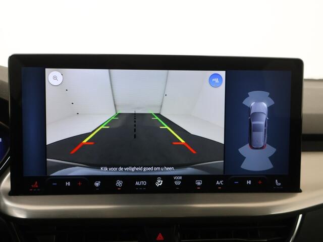 Ford FOCUS 1.0 EcoBoost Hybrid Titanium X | Stoel-/Stuurverwarming | Navi