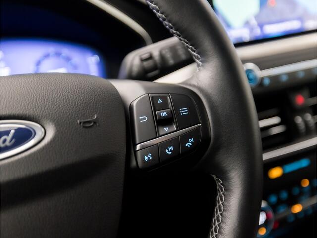 Ford FOCUS 1.0 EcoBoost Hybrid Titanium X (VIRTUAL COCKPIT, APPLE CARPLAY, WINTER PACK, GROOT NAVI, CAMERA, STUUR/STOELVERWARMING, ADAPTIVE CRUISE, SPORTSTOELEN, GETINT GLAS, LED KOPLAMPEN, NIEUWSTAAT)