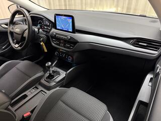 ford-focus-wagon-1.0-ecoboost-hybri