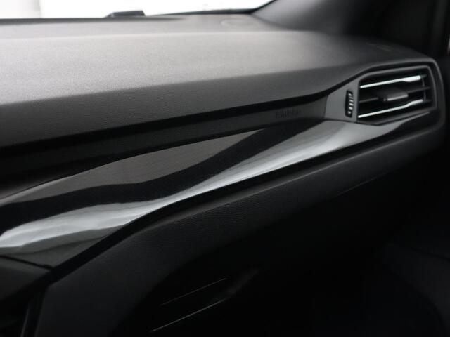 Ford FOCUS 1.0 EcoBoost Hybrid ST Line | Stoel & stuurverwarming | Camera | Navigatie | Carplay | Climate control | Parkeerhulp