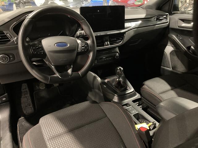 Ford FOCUS Wagon EcoBoost 125pk Hybrid ST Line | All-Seasons | 100% Dealer onderhouden | LED | Clima | Cruise | Draadloos CarPlay
