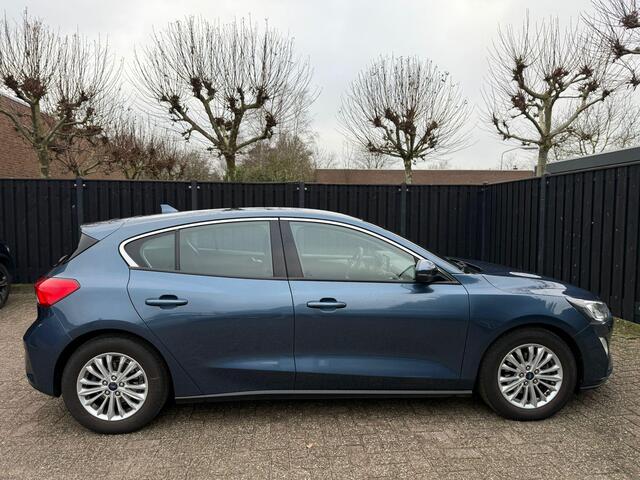 Ford FOCUS Wagon 1.0 EcoBoost Titanium Business
