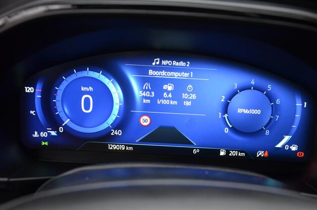 Ford FOCUS 1.0 EcoBoost Hybrid ST Line X Business Navi/Pdc/Ecc/Led/Stoel Stuur & ruitverwarming/Leder/Cr-Controle/Privacy-Glass/Lmv/Bang & Olufsen/Achteruitrijcamera