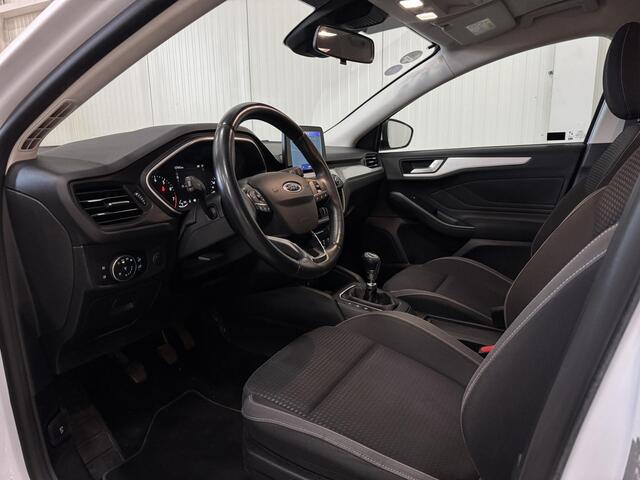 Ford FOCUS Wagon 1.0 EcoBoost Edition Business LED NAVI PDC TREKHAAK LMV