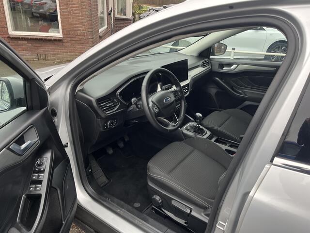 Ford FOCUS Wagon 1.0 EcoBoost Hybrid Titanium X TREKHAAK CLIMA NAVI NEW MODEL