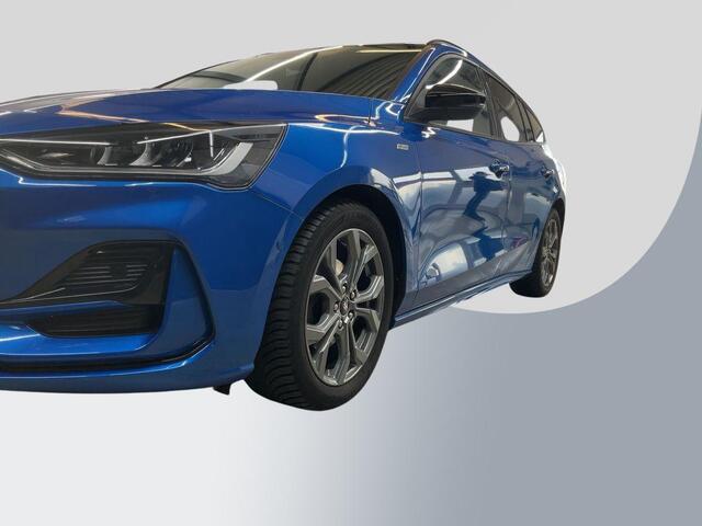 Ford FOCUS Wagon 1.5 EcoBlue ST Line Diesel Automaat! | Panoramadak | Winter Pack | Camera | BTW verrekenbaar