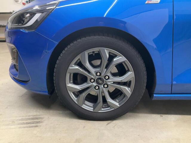 Ford FOCUS Wagon 1.5 EcoBlue ST Line Diesel Automaat! | Panoramadak | Winter Pack | Camera | BTW verrekenbaar