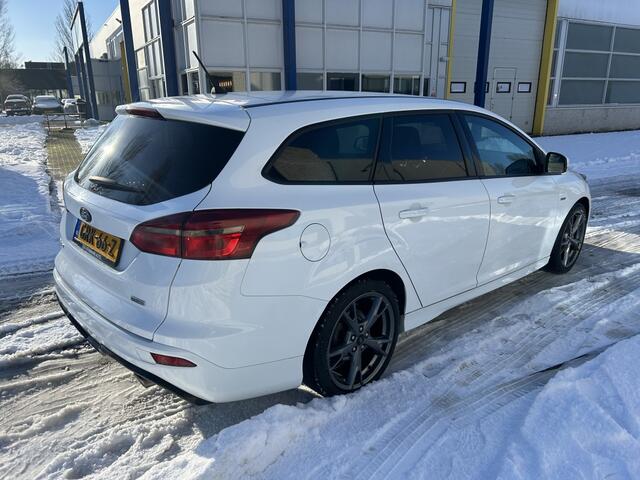 Ford FOCUS Wagon 1.5 ST-Line 182PK 18INCH SPORTST KEY-LESS
