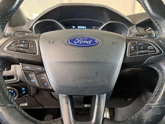 Ford FOCUS Wagon 1.0 ST-Line + NAVI