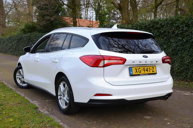 Ford FOCUS Wagon 1.0 EcoBoost Trend Edition Business Navi/Ecc/Airco/Apple Carplay/Android Auto/Cr-Controle/Privacy-Glass/Lmv/Led