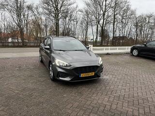 ford-focus-wagon-1.0-ecoboost-hybri
