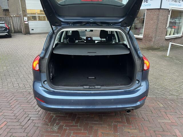 Ford FOCUS Wagon 1.0 EcoBoost Trend Edition Business NAVI CARPLAY CRUISE