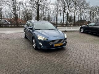 ford-focus-wagon-1.0-ecoboost-trend