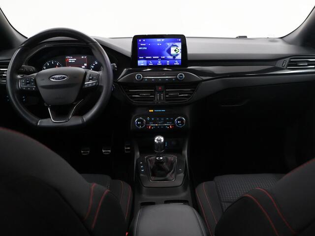 Ford FOCUS 1.0 EcoBoost ST Line Business | Trekhaak | Winterpakket | Cruise Control Adaptief | Navigatie | Climate Control |