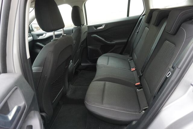 Ford FOCUS Wagon 1.0 EcoB.125PK Hybrid Business/Trekhaak/Camera/