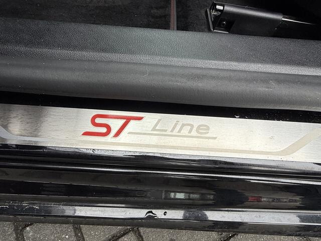 Ford FOCUS Wagon BWJ 2023 1.0 EcoBoost 155 PK Hybrid ST Line X AUTOMAAT | FULL LED | PANO | ADAPTIVE CRUISE | STOELVERW. | CAMERA | KEYLESS | ELEKTRI. ACHTERKLEP | VOORRUIT VERW. | CARPLAY + ANDROID | NAVI | CLIMA | LMV | PDC