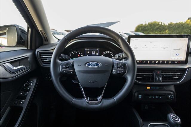 Ford FOCUS 1.0 EcoBoost Hybrid Titanium | NL Auto | Parkeersens. | Carplay