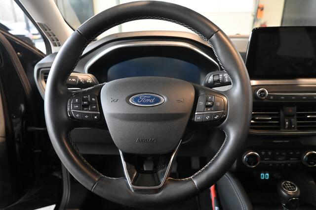 Ford FOCUS Wagon 1.0 EcoBoost Hybrid Titanium X Business Navigatie Carplay Stoelverwarming Inruil Mogelijk!