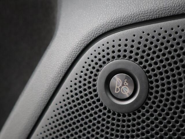 Ford FOCUS Wagon 1.5 EB 150 PK AUT. ST LINE + B&O | TREKHAAK | WINTER PACK | ADAPTIVE CRUISE | 18 INCH | DIGITALE COCKPIT