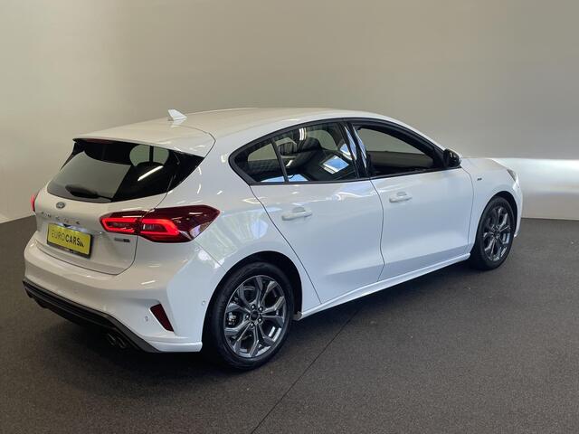 Ford FOCUS 1.0 Focus 125 PK HB ST-Line Automaat Navigatie Climate control cruise control Carplay LM velgen Parkeersensoren Led Matrix koplampen