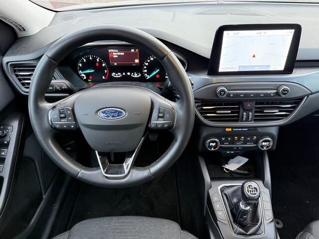 Ford FOCUS Wagon 1.0 EB Hybrid Active, Panorama | Camera | Navi & CarPlay