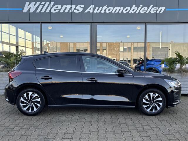 Ford FOCUS 1.0 EcoBoost Hybrid Titanium Style Stoelverwarming, Camera & App-Connect