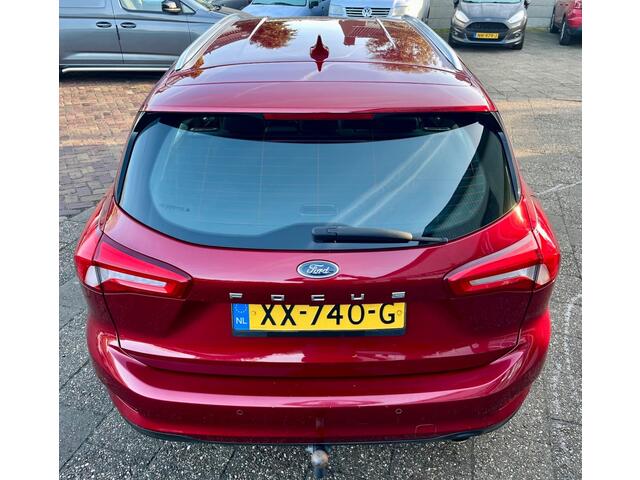 Ford FOCUS 1.5 ECOB. STUURVERW TREKHAAK AUTO NAP LOGISCH