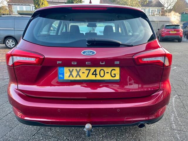 Ford FOCUS 1.5 ECOB. STUURVERW TREKHAAK AUTO NAP LOGISCH