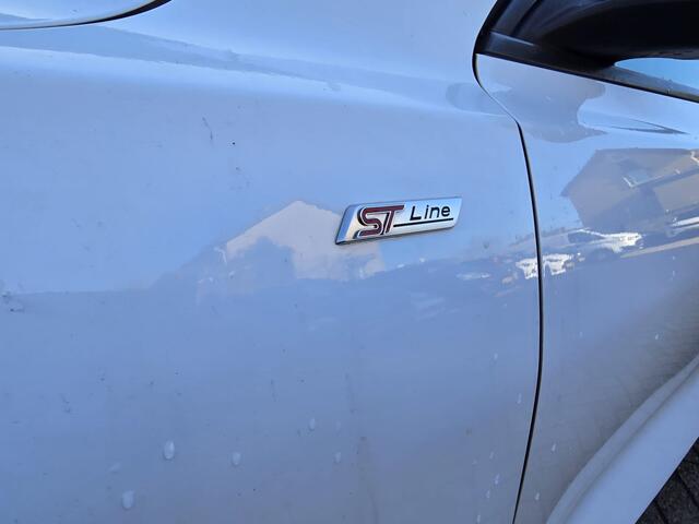 Ford FOCUS Wagon 1.5 EcoBlue ST Line Business NL Prijs ¤11.950,- Automaat