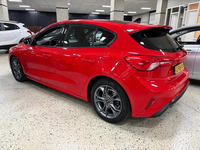 Ford FOCUS 1.0 Ecob. 125pk ST-Line Panorama Dak NL NAP Model 2020 Apple android