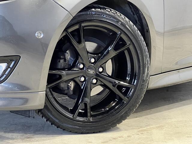 Ford FOCUS 1.0 ST-Line | Navigatie/Android/Apple Carplay | LM Velgen 18" | Cruise Control | Airco | Parkeer sensor v+a