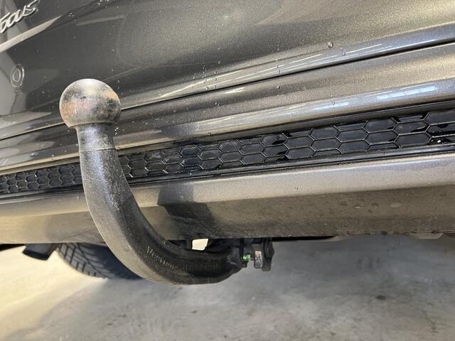 Ford FOCUS 1.0 ST-Line | Navigatie/Android/Apple Carplay | LM Velgen 18" | Cruise Control | Airco | Parkeer sensor v+a